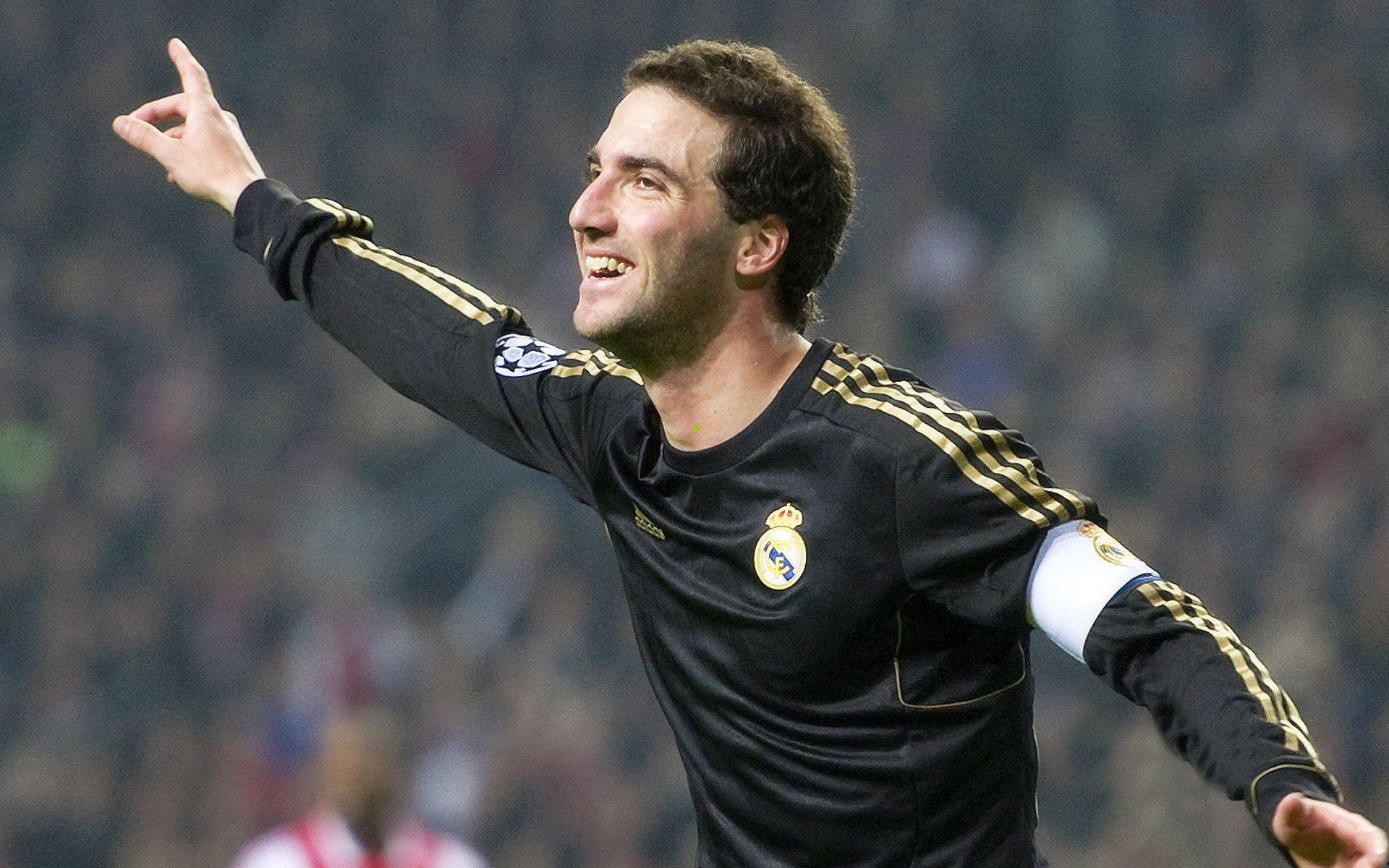 叙利亚足球新帅上任前深入调研,足协主席一线督训助振兴国家队